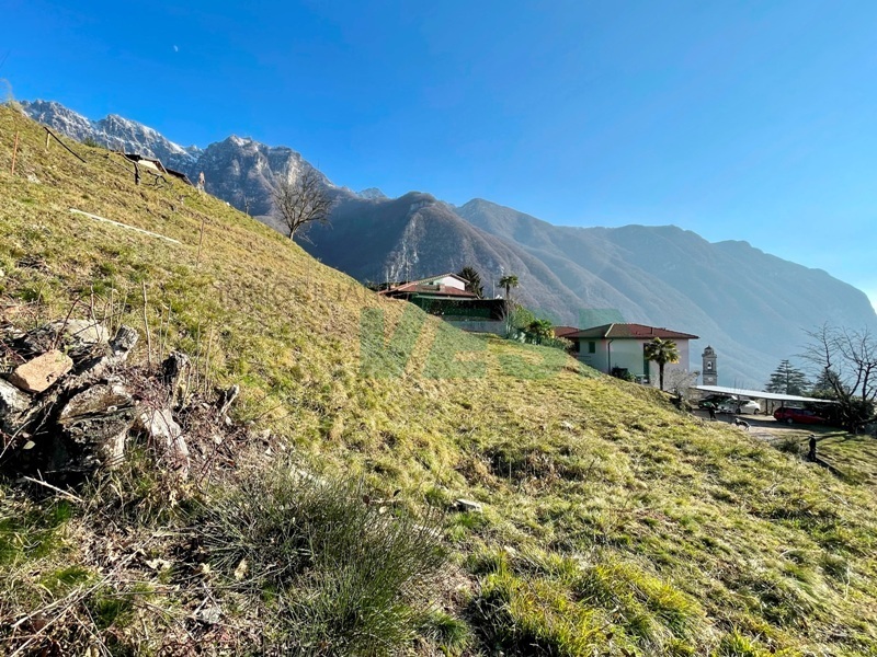 Beautiful grounds with panoramic views