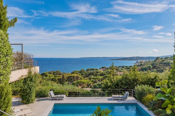 Villa with sea views