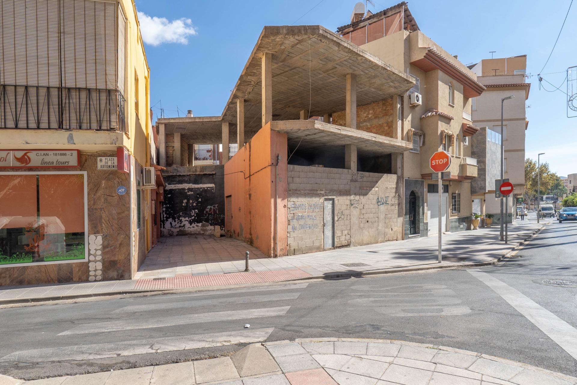 STRUCTURES FOR SALE IN MOTRIL