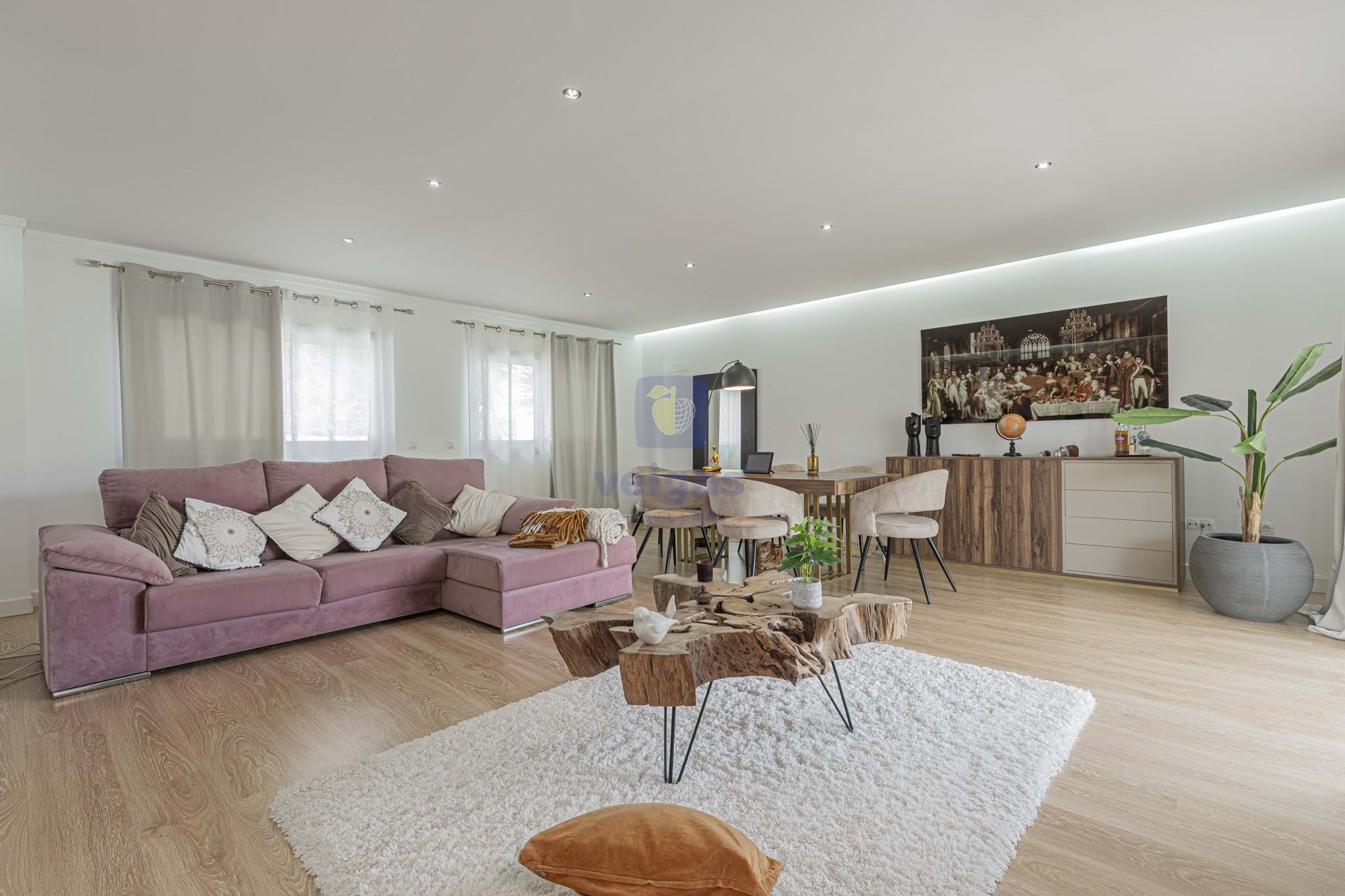 Fantastic 4 bedroom detached house