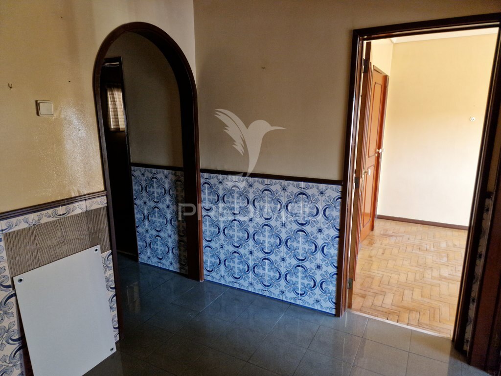 Modern and Comfortable 2 Bedroom Apartment in Pontinha - Two Steps from the Metro