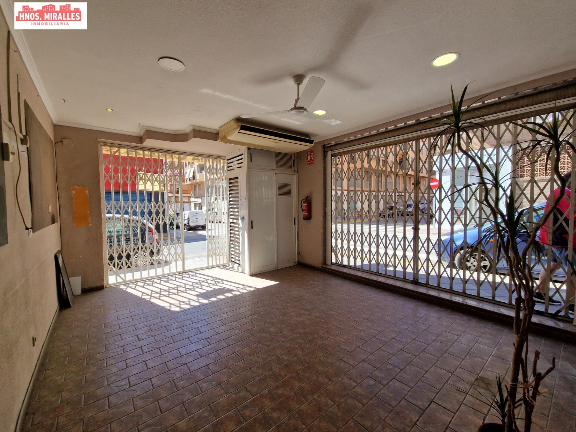 INTERESTING PREMISES TO SET UP YOUR BUSINESS OR WITH PERMITS TO CONVERT IT INTO A HOME OR HOUSING