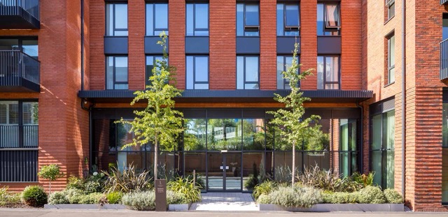 Apartments with Private Gardens in Birmingham