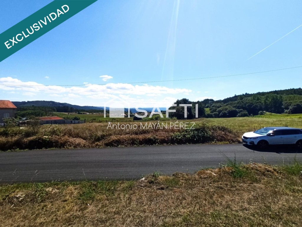 Rustic land For sell in Ames in La Coruña