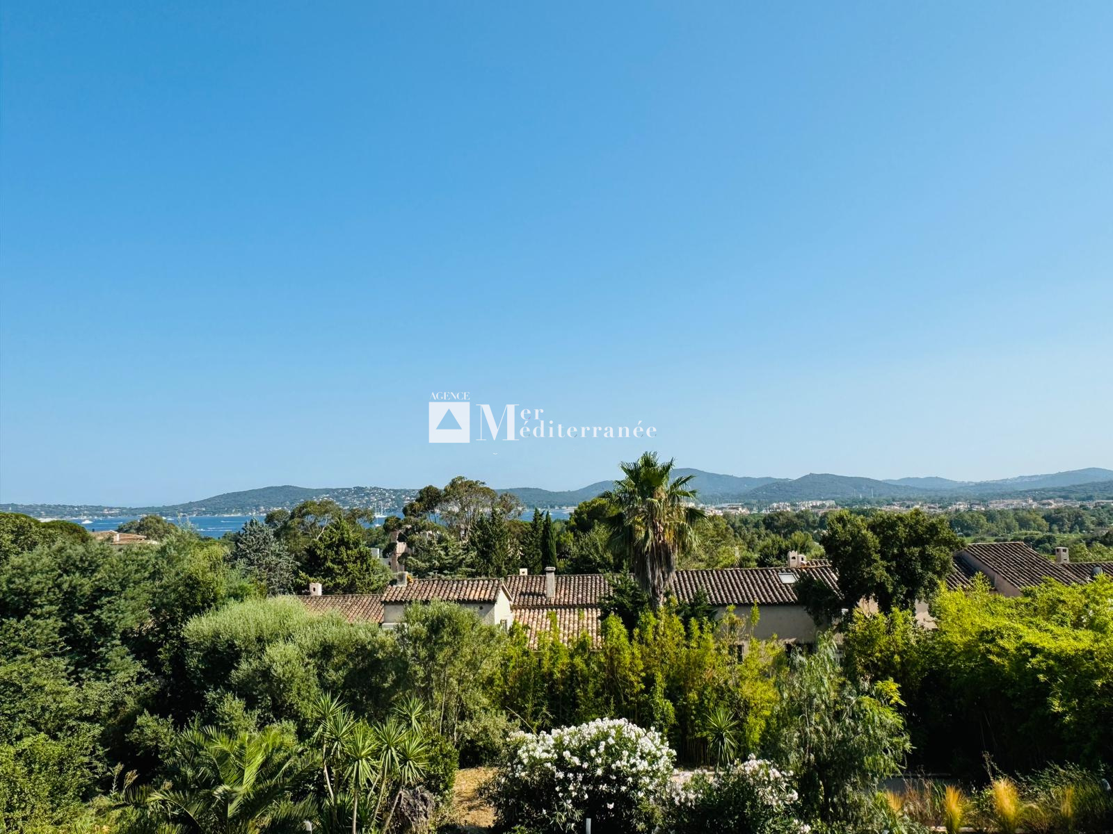 DETACHED VILLA FOR SALE IN GRIMAUD (83310)