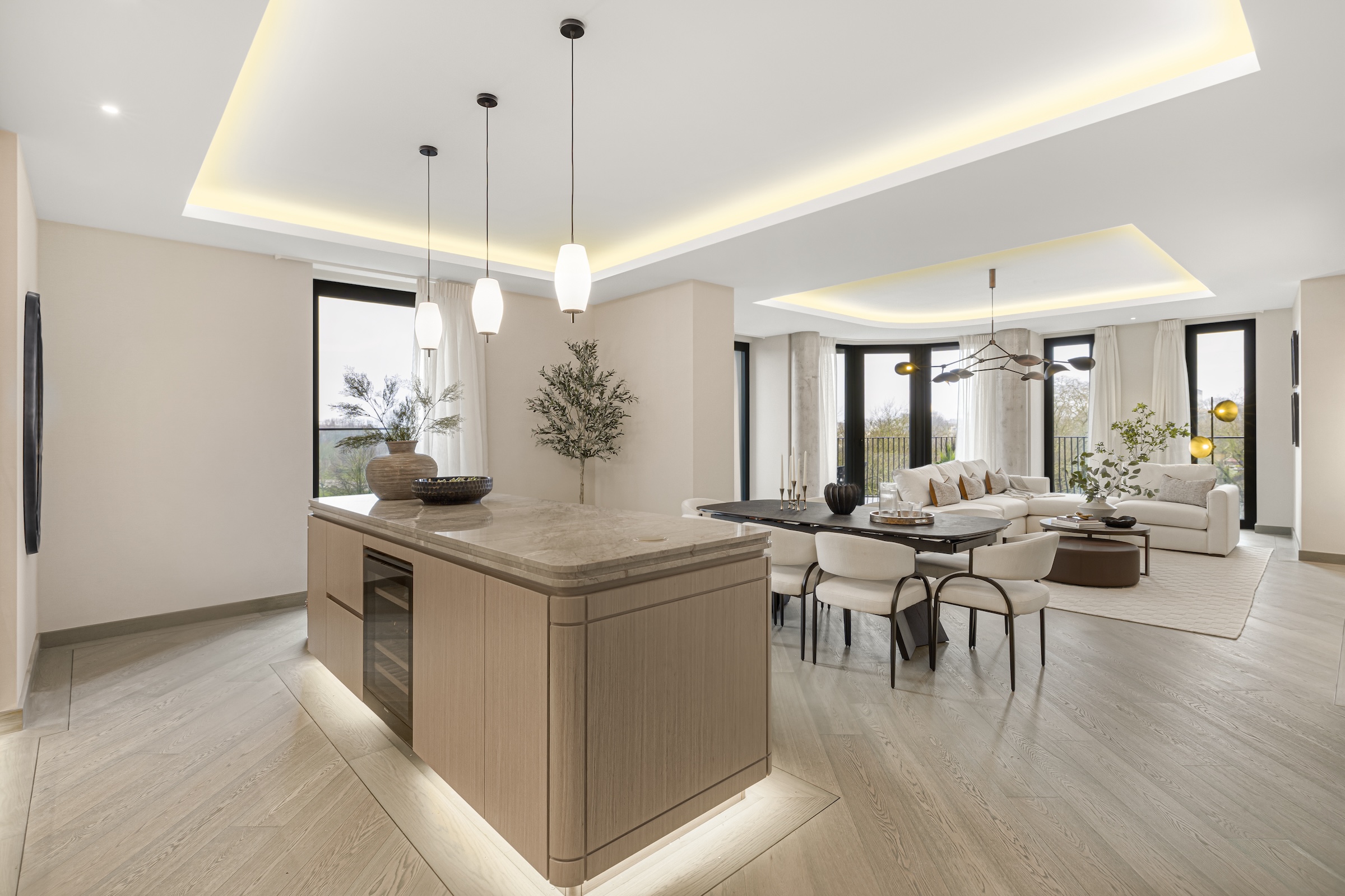 Stunning three-bedroom apartment located in Bayswater