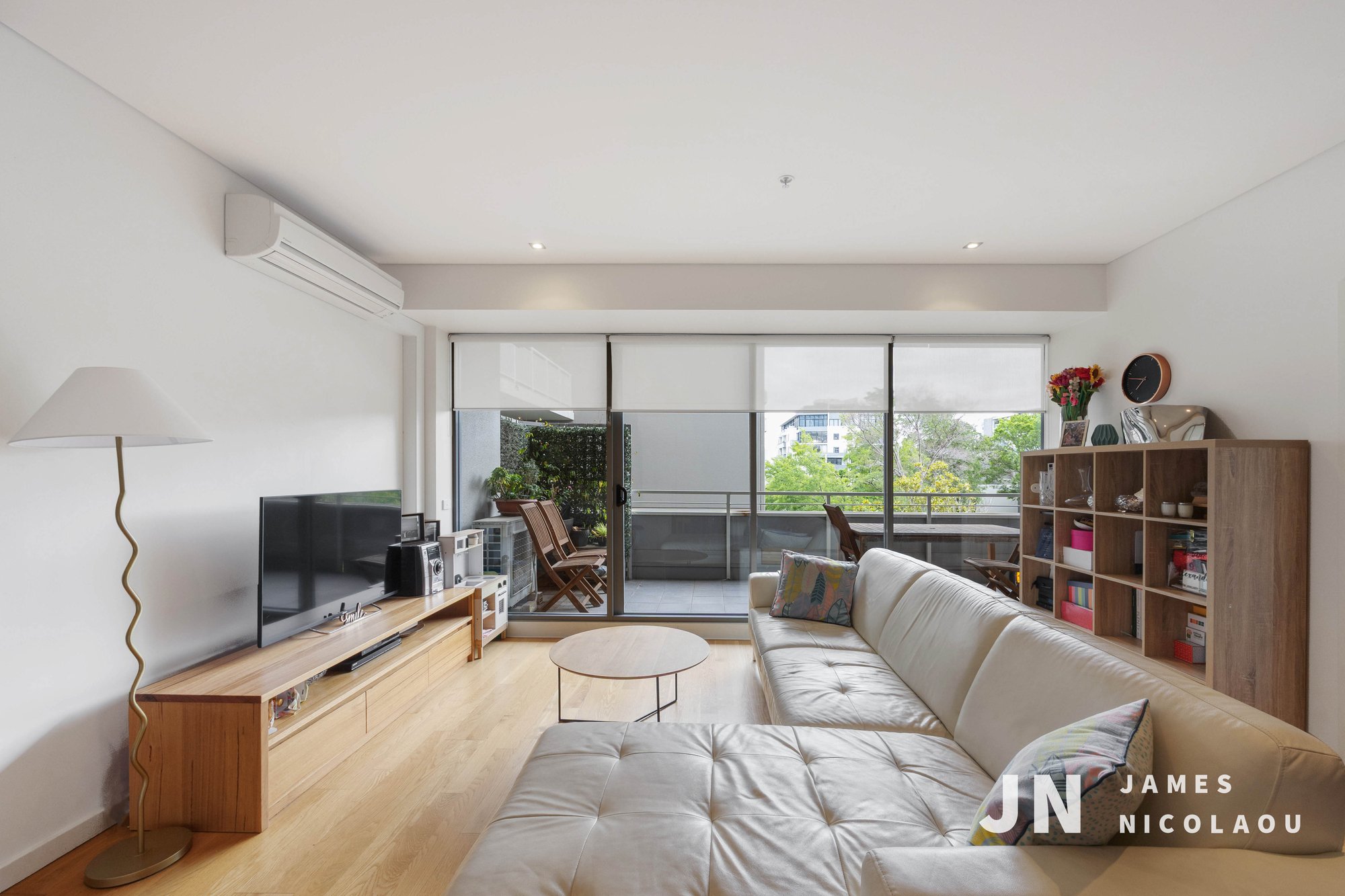 Oversized 'Bayview' Living