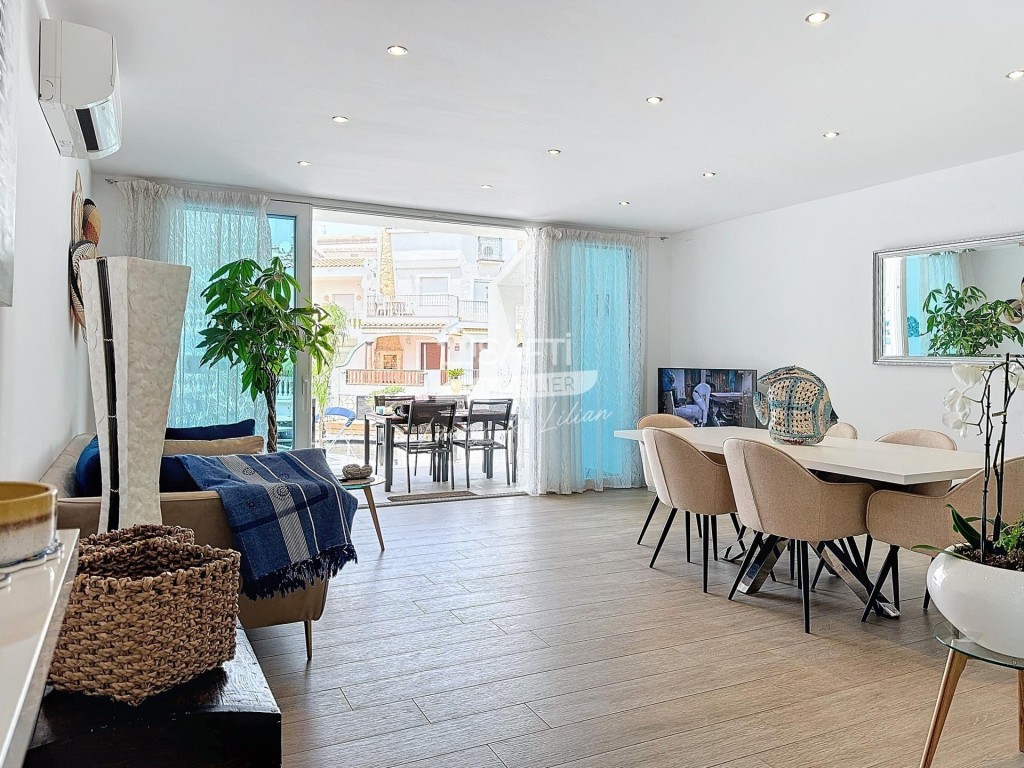 House-Villa For sell in Empuriabrava in Girona