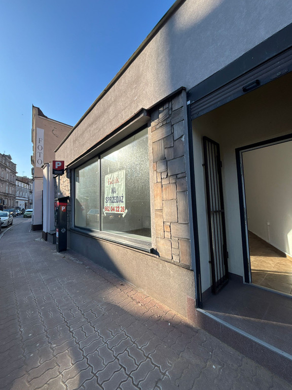 Building for sale, wielkopolskie gnieźnieński , ks. Prym. Macieja Łubieńskiego (Gniezno, Poland)