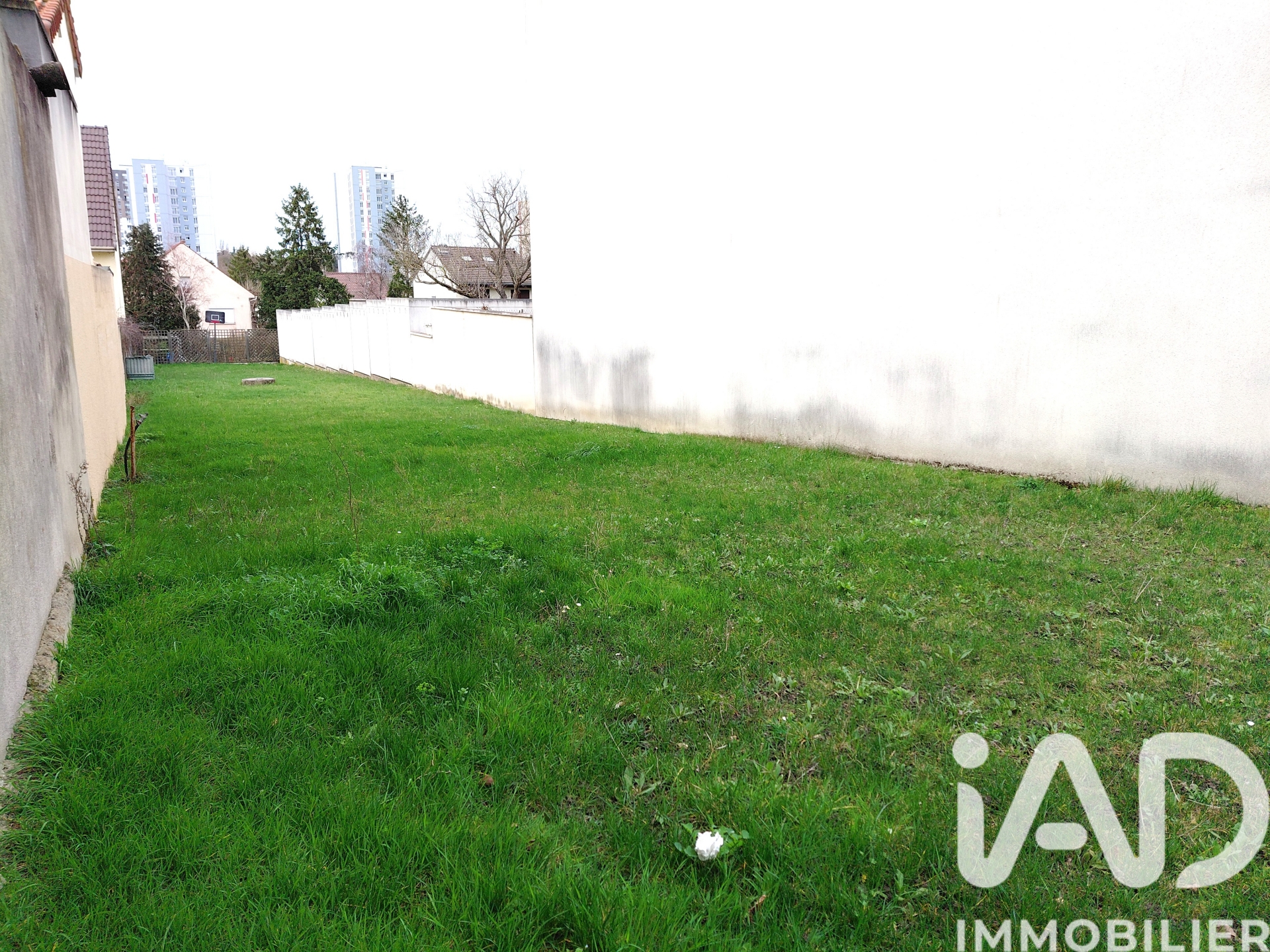 Land Plot for sale in Antony, France