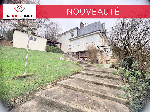 Home for sale in Vaux-sur-Seine, France