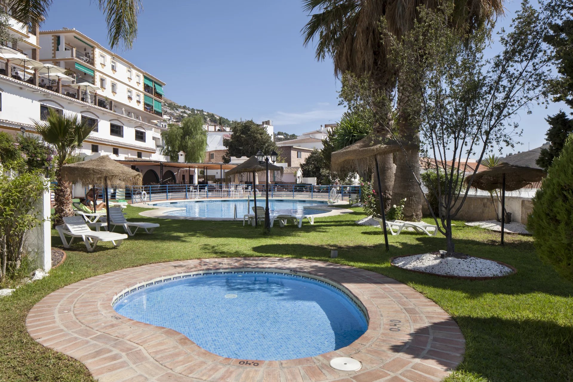 Building for sale in Cómpeta, Spain