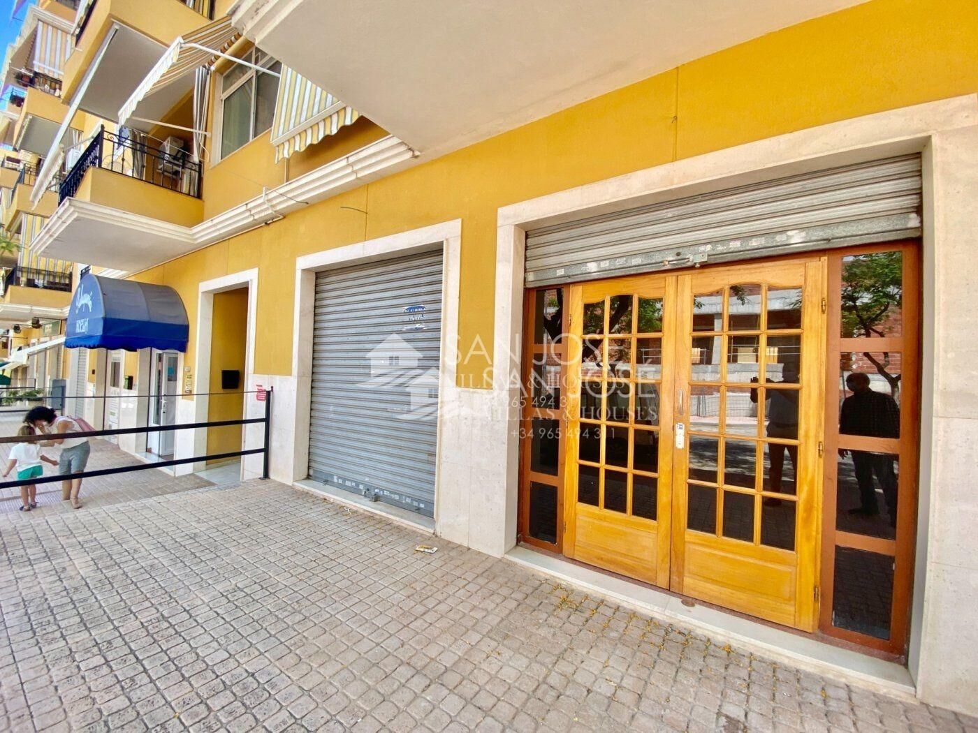 Commercial for sale in Aspe, Spain