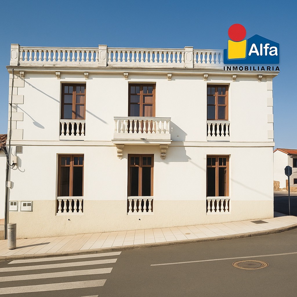 Building for sale in Malpartida de Cáceres, Spain