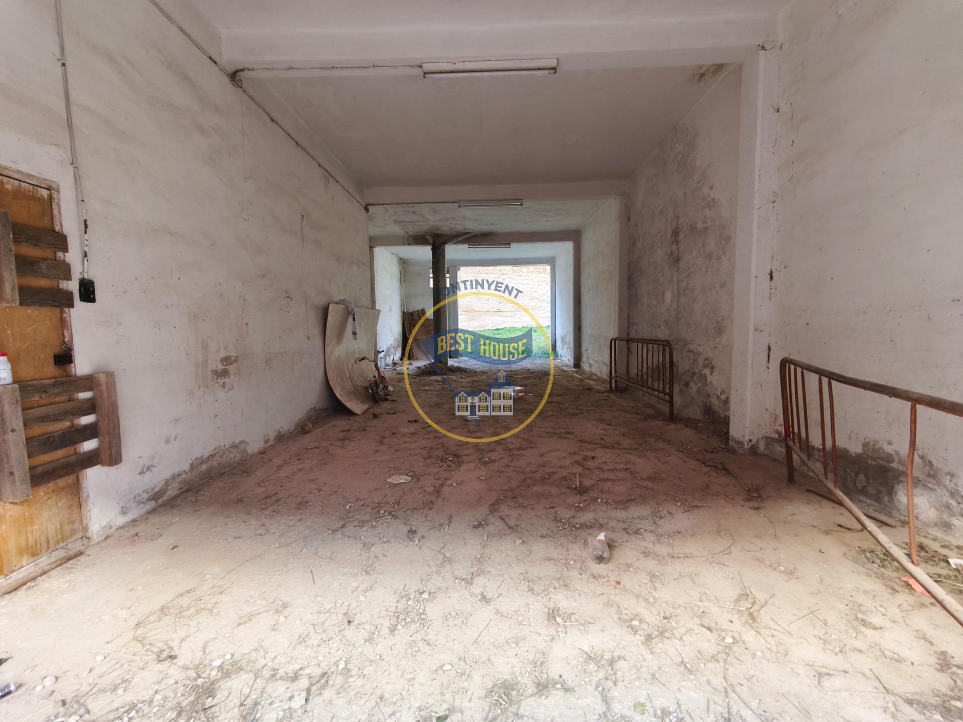 UNIQUE OPPORTUNITY!! GROUND FLOOR OF 100M2 AND URBAN PLOT OF 435M2 IN ONTINYENT