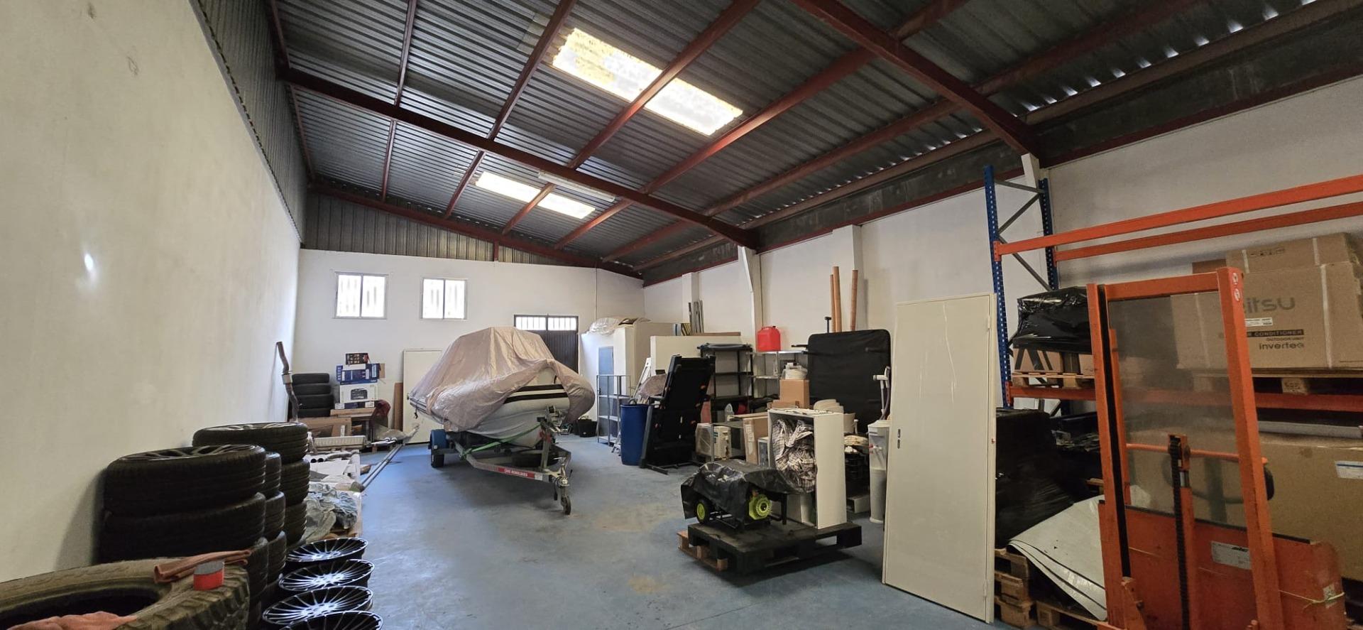 Warehouse for sale in Lliria