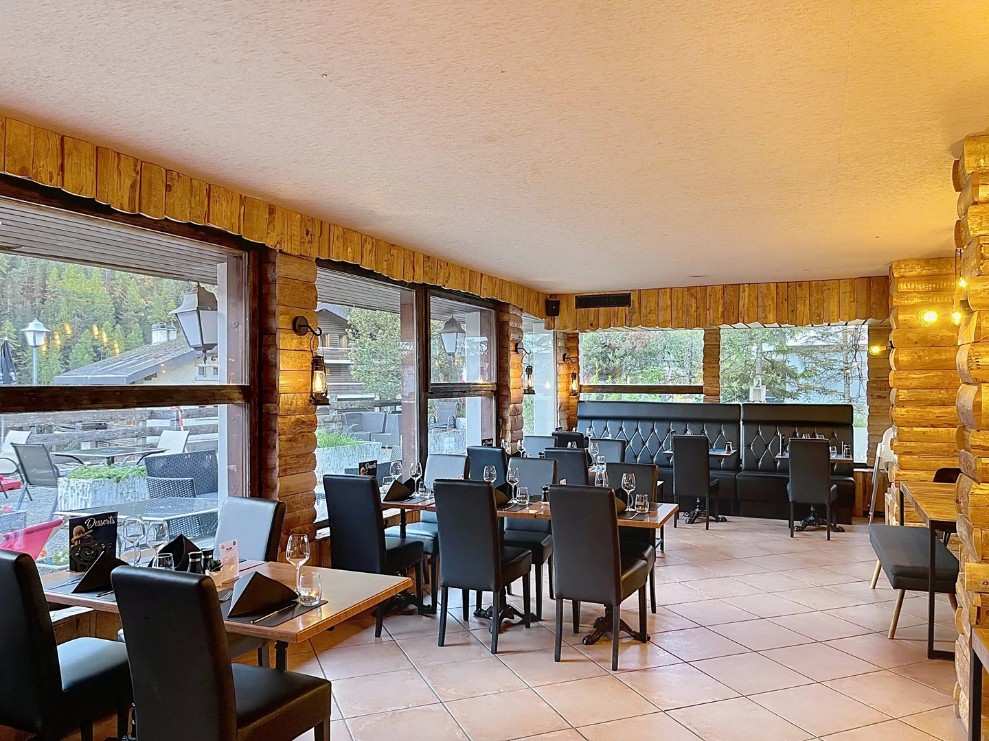 Bar/restaurant in the heart of Grimentz