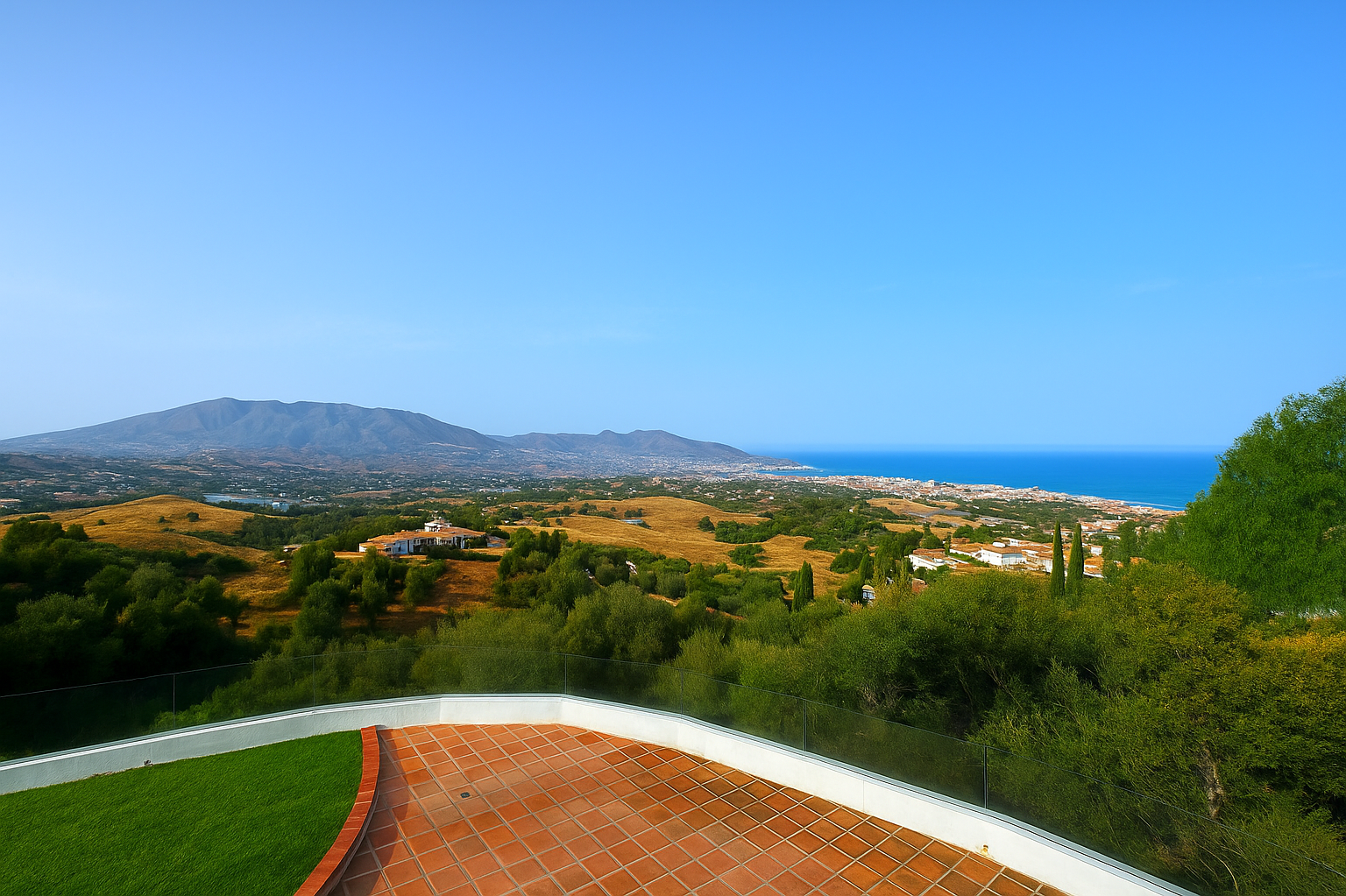 Luxury Renovation Investment Opportunity with Panoramic Sea Views – Cerro del Águila, Mijas Costa