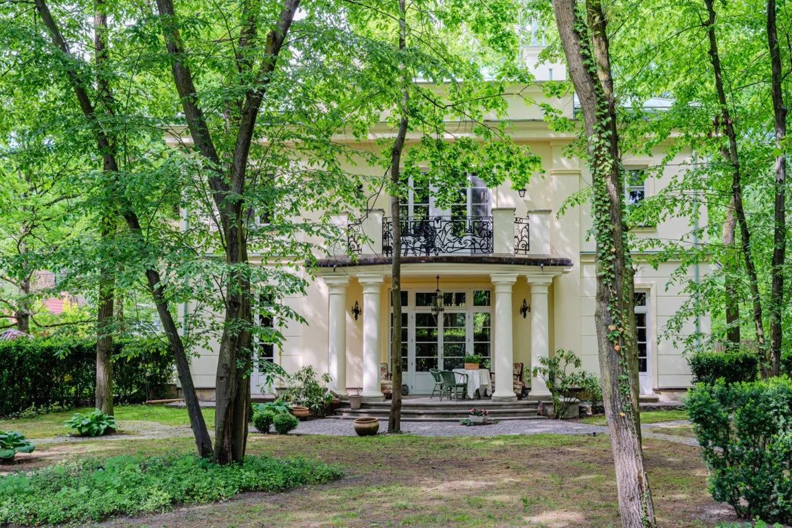 Home for sale, mazowieckie grodziski (Milanówek, Poland)