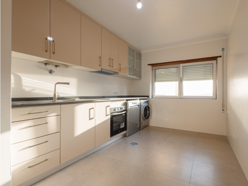 Sale 3 bedroom flat sea view Buarcos Figueira da Foz