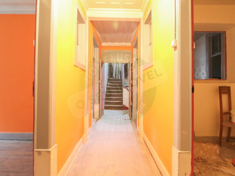 Building in downtown Coimbra - Next to Praça do Comércio