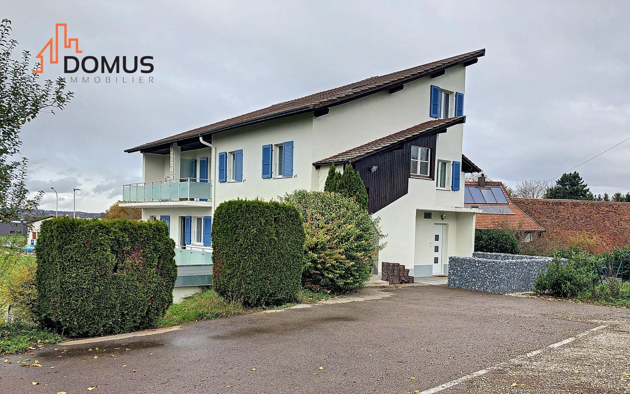 Sustainable building Ideal location with large plot and high yield