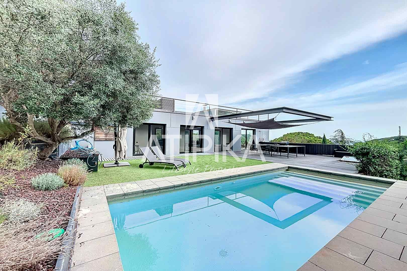 Home for sale in Premià de Dalt, Spain