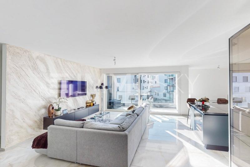 Modern and functional, penthouse with exclusive terrace