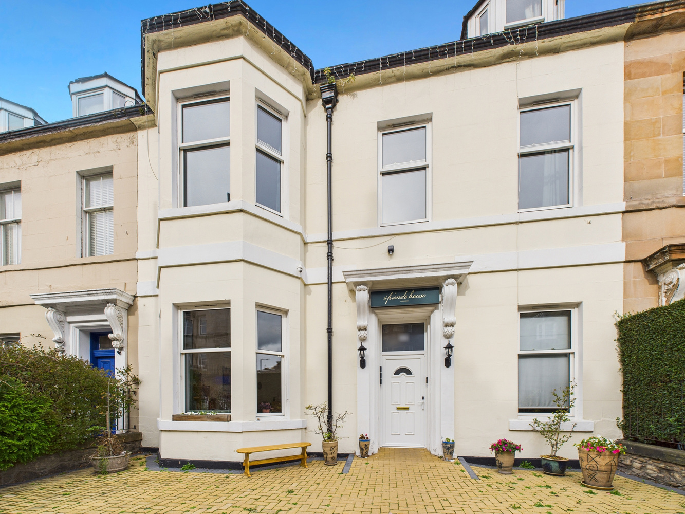 Home for sale, Swanlake Guest House (Edinburgh, United Kingdom)