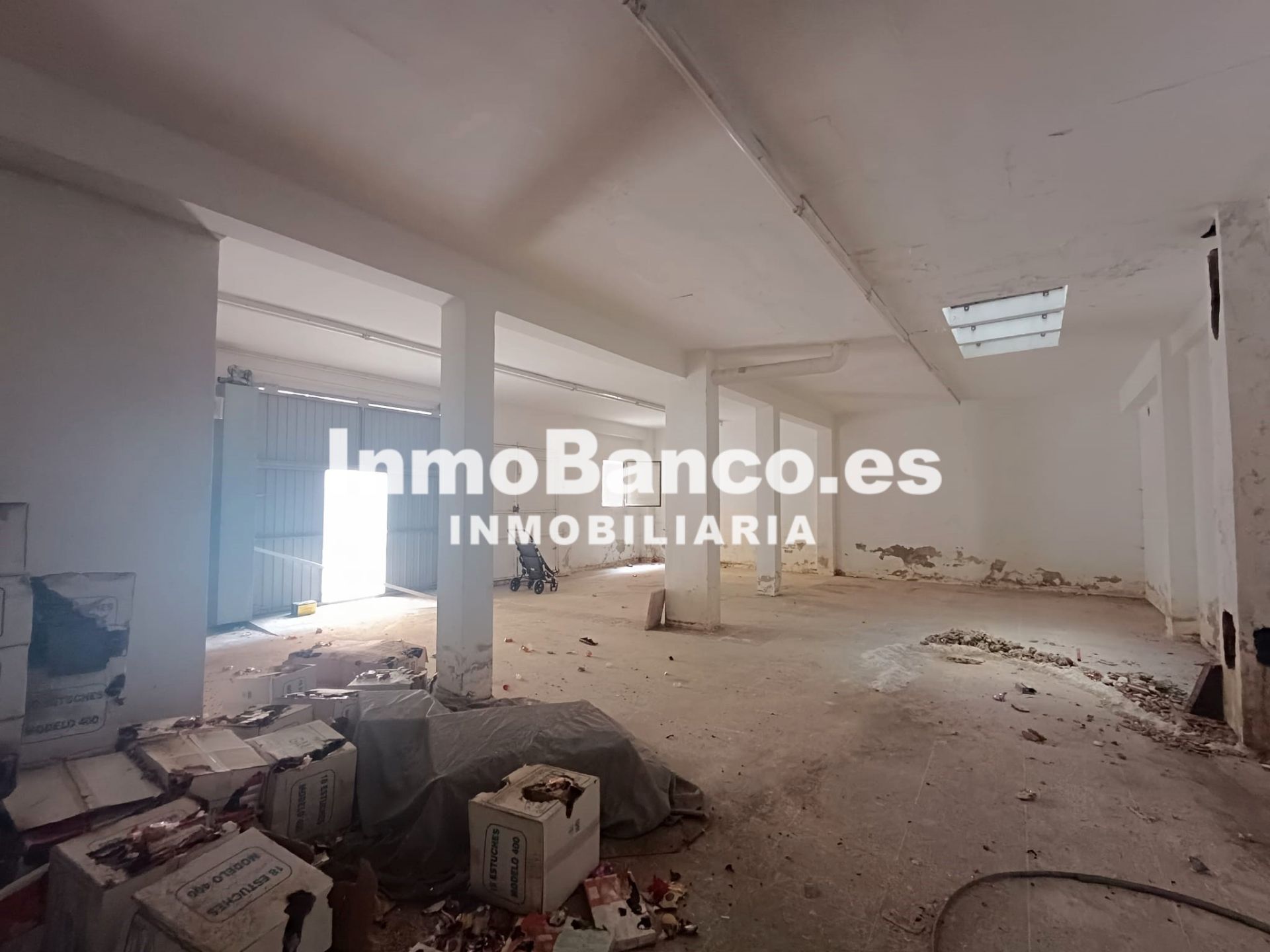 Commercial for sale in Gandia, Spain