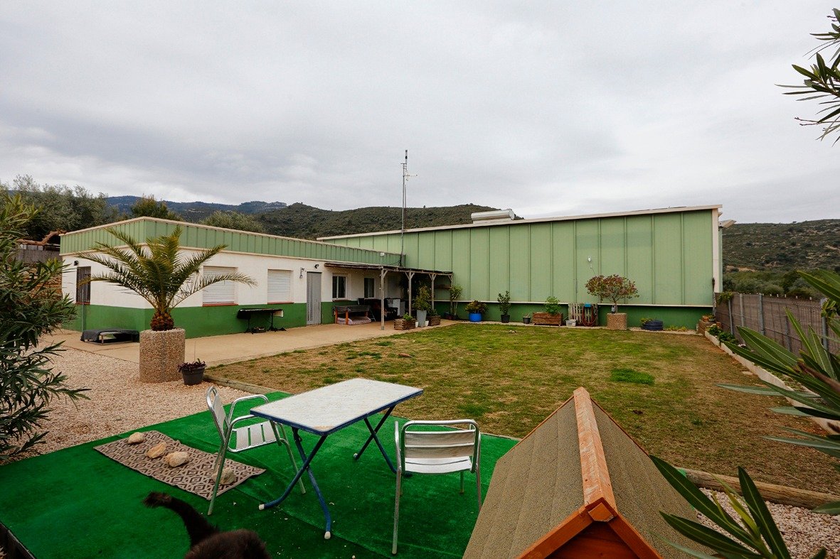 Building for sale in Amposta, Spain