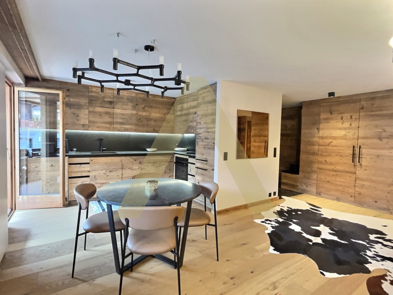 Villars - Elegantly renovated apartment