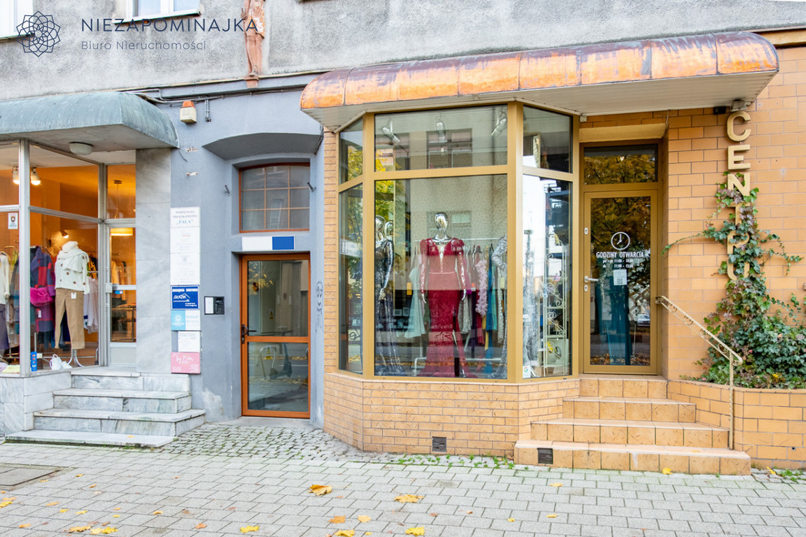 Building for sale, pomorskie (Gdynia, Poland)