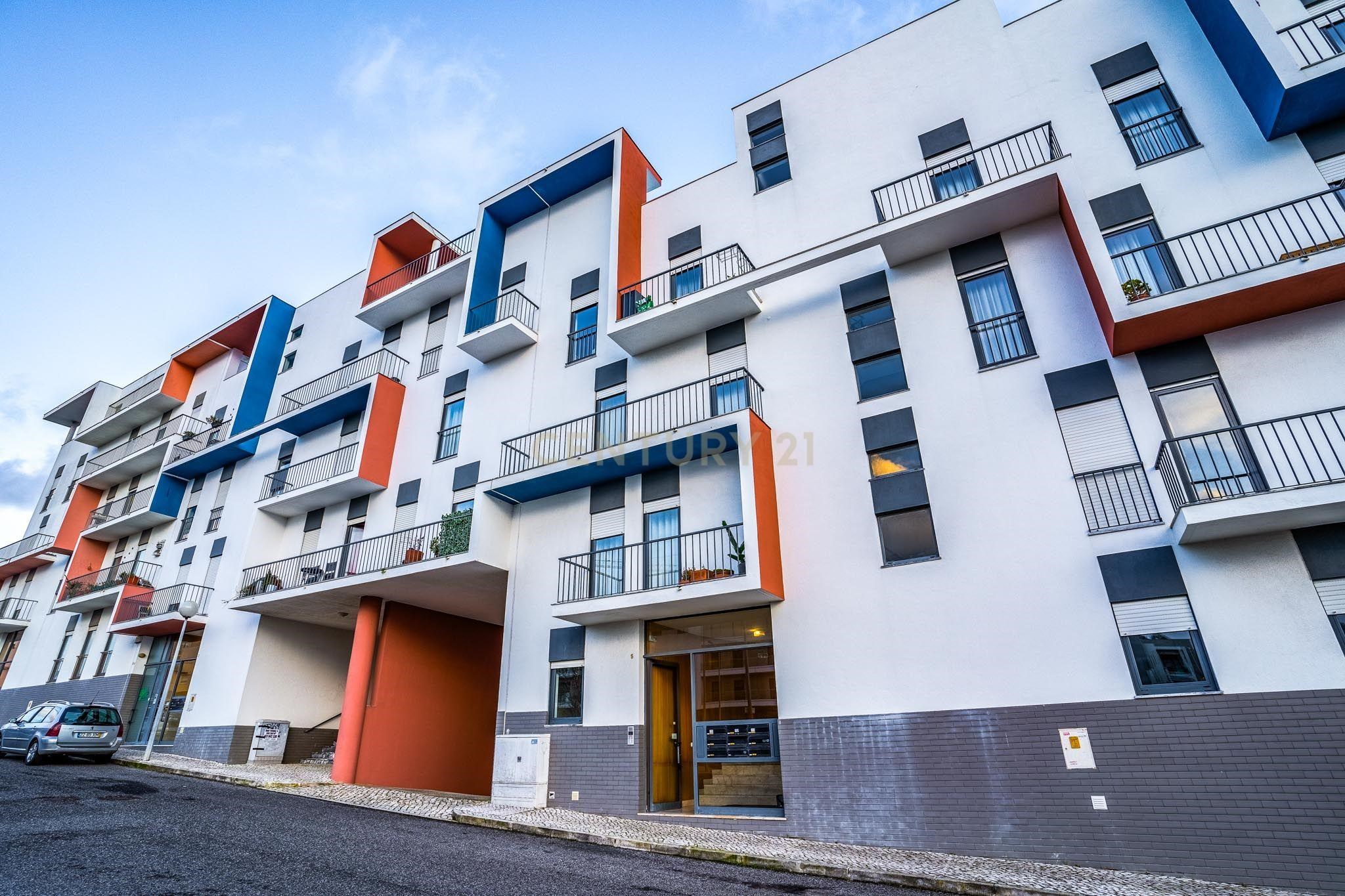 1-bedroom apartment with private terrace | Vila Pouquet | Caldas da Rainha