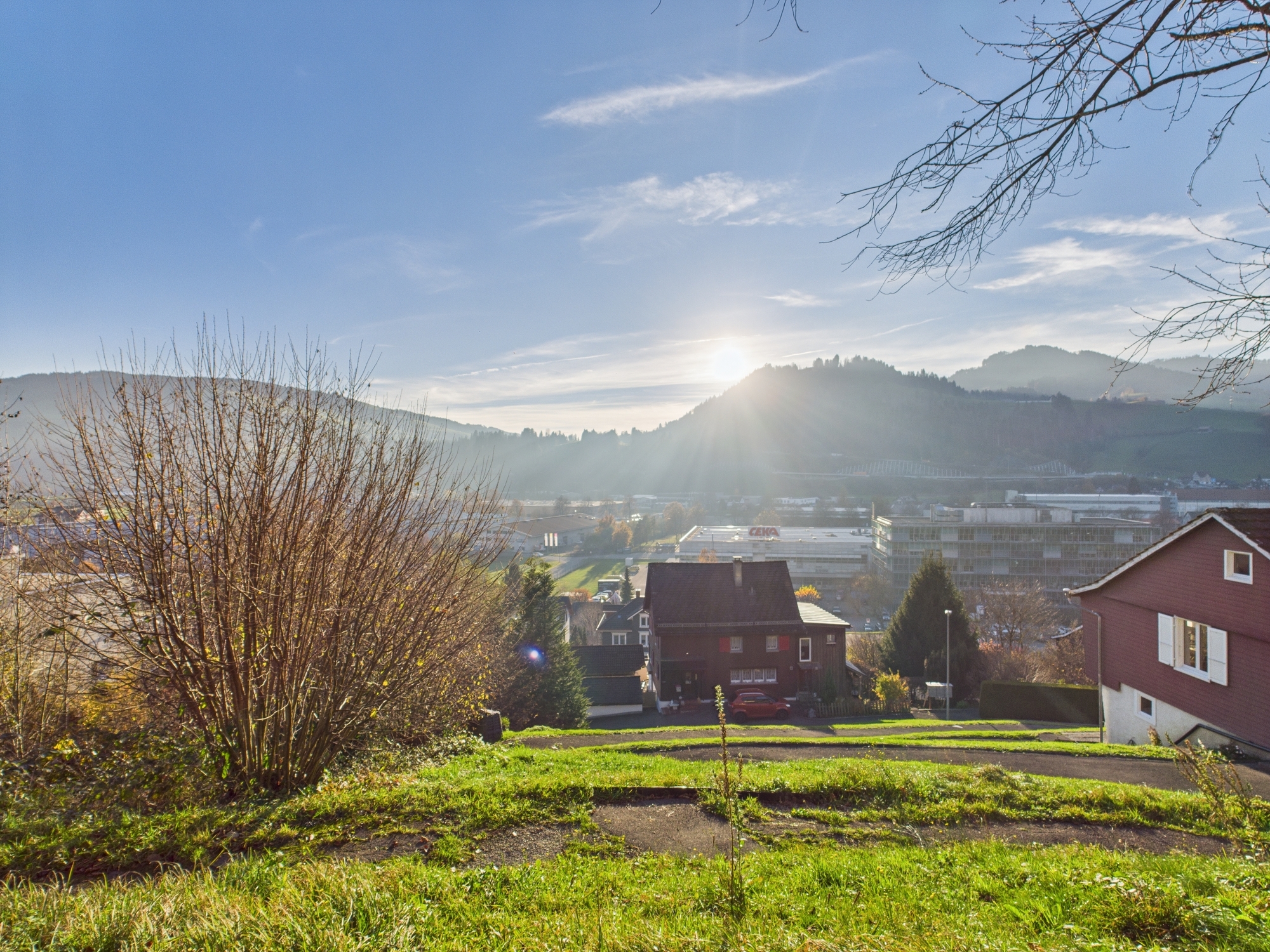 Attractive plot with two detached houses in Wattwil 1130 m²