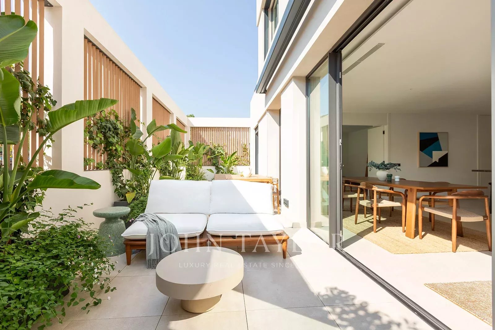 Beautiful New Apartment close to Bellver Park and City Center.