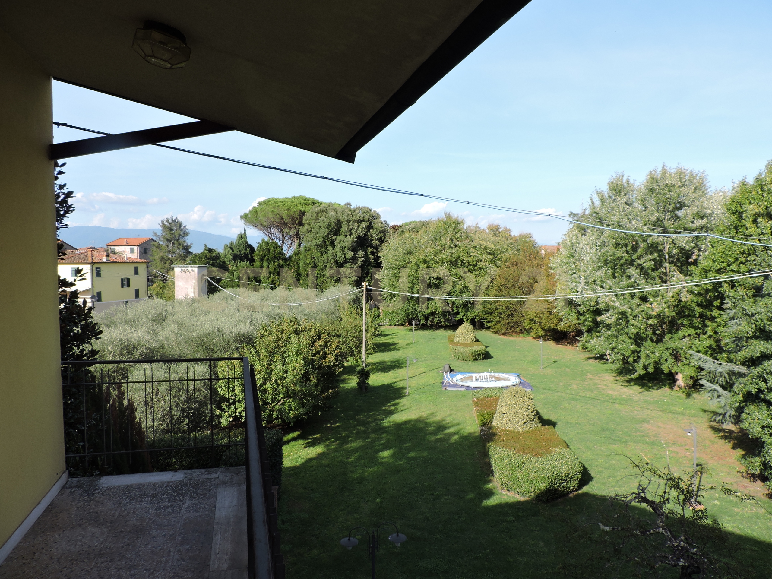 Home for sale, Via di Tiglio, 715 (Capannori, Italy)