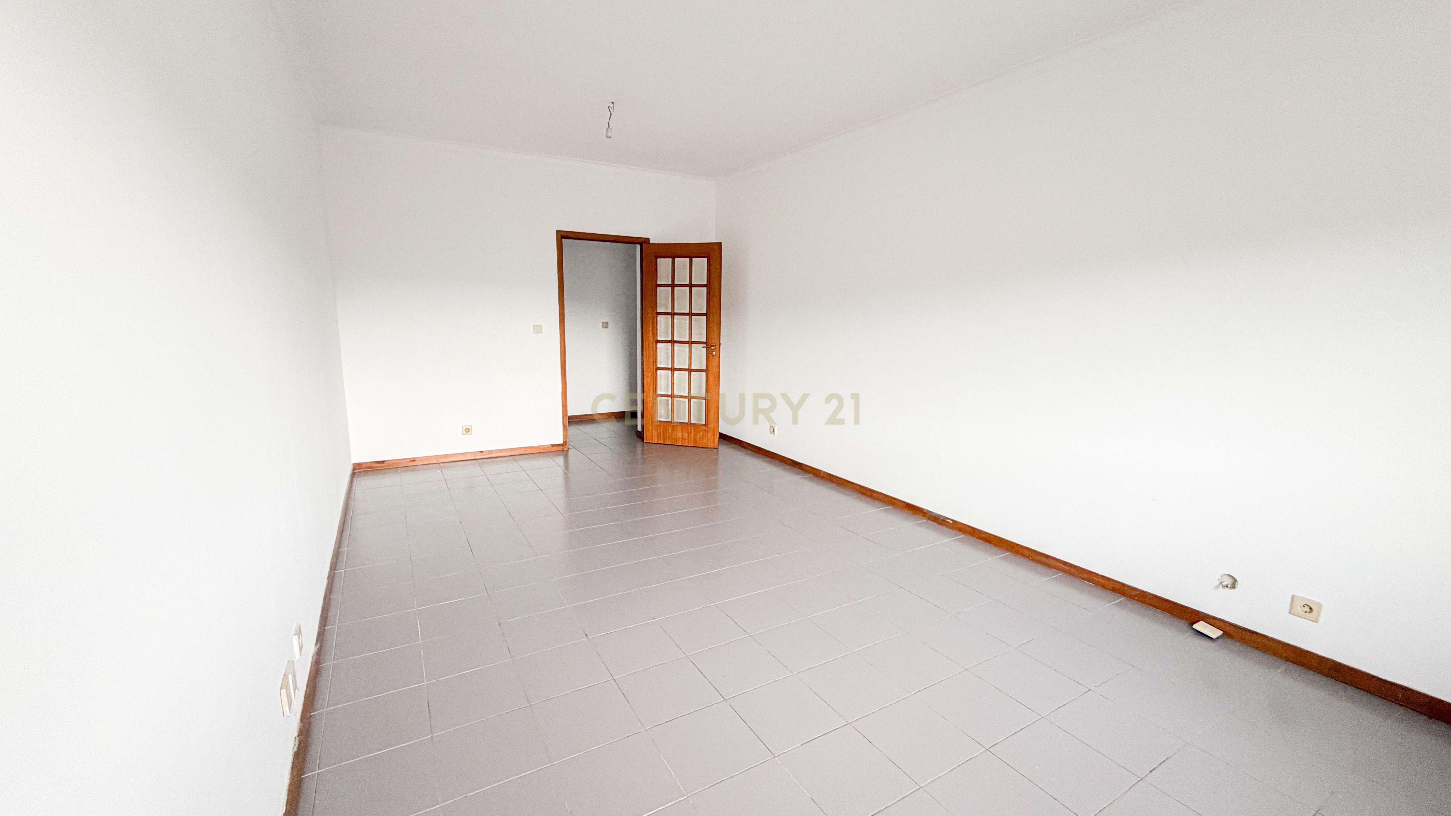 Charming 2-Bedroom Apartment in Braga, Panoramic Views
