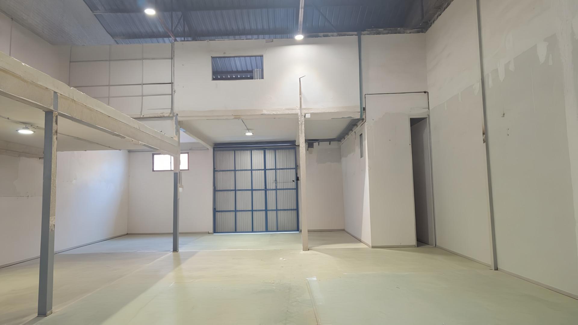 FANTASTIC INDUSTRIAL WAREHOUSE IN FRANCOLÍ