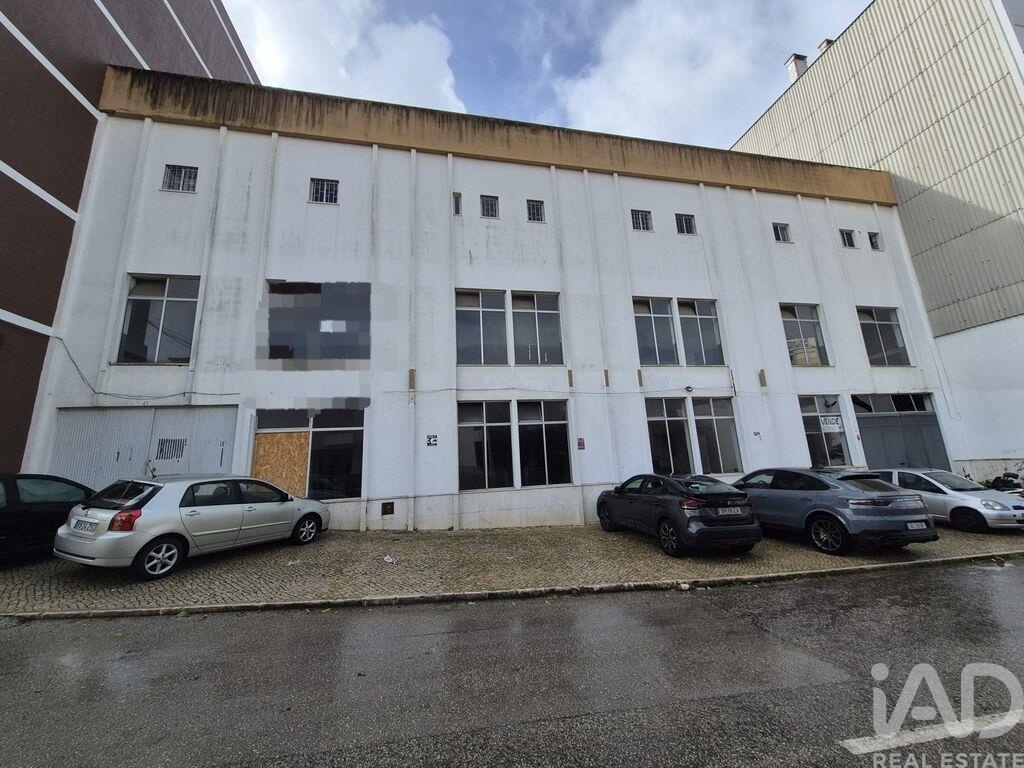 Hangar in Amora of 646.00 sqm