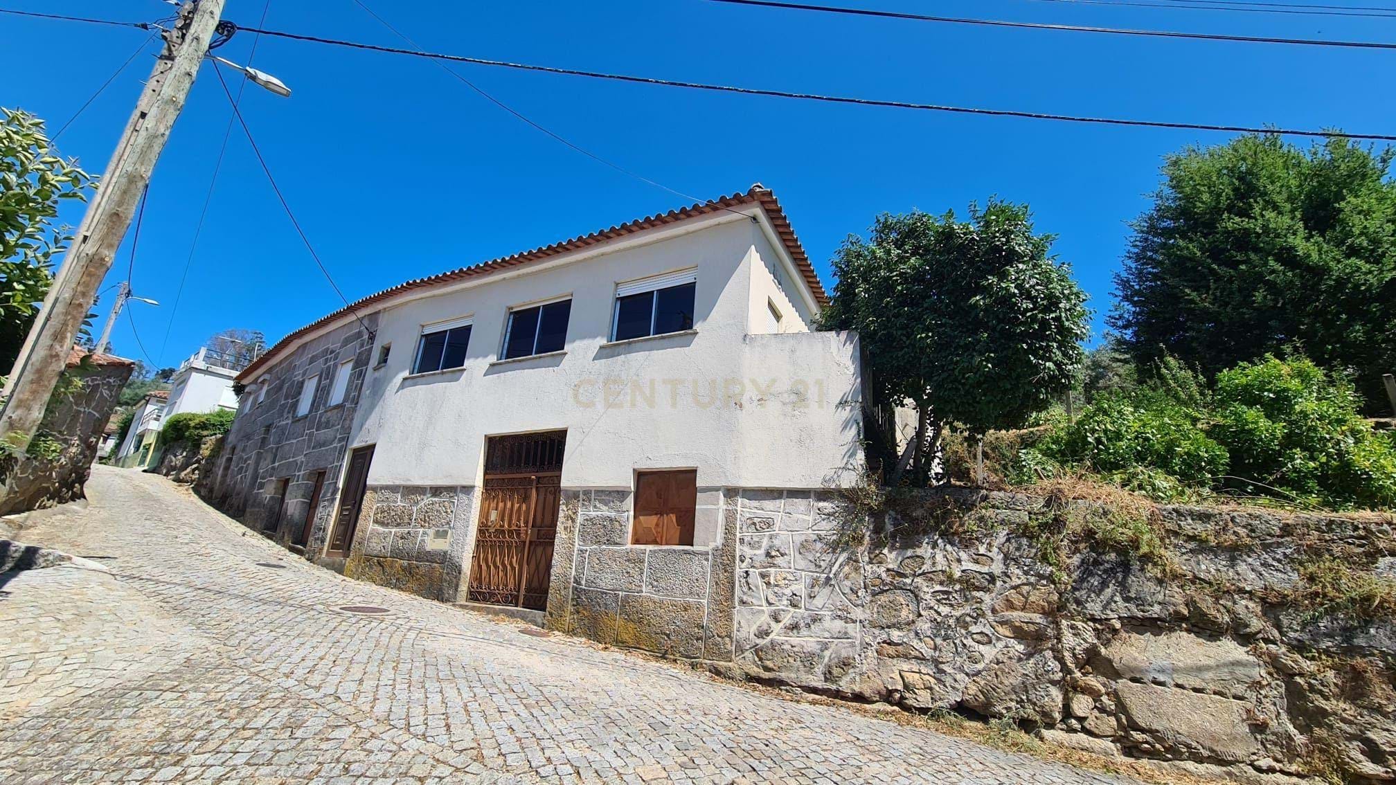 READY FOR INVESTMENT. LAND WITH A VILLAGE HOUSE FOR ALTERATION AND EXPANSION FOR TOURISM INTO A RURAL HOTEL WITH A RESTAURANT, C…