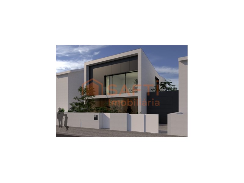 New 9 bedroom villa in Loures