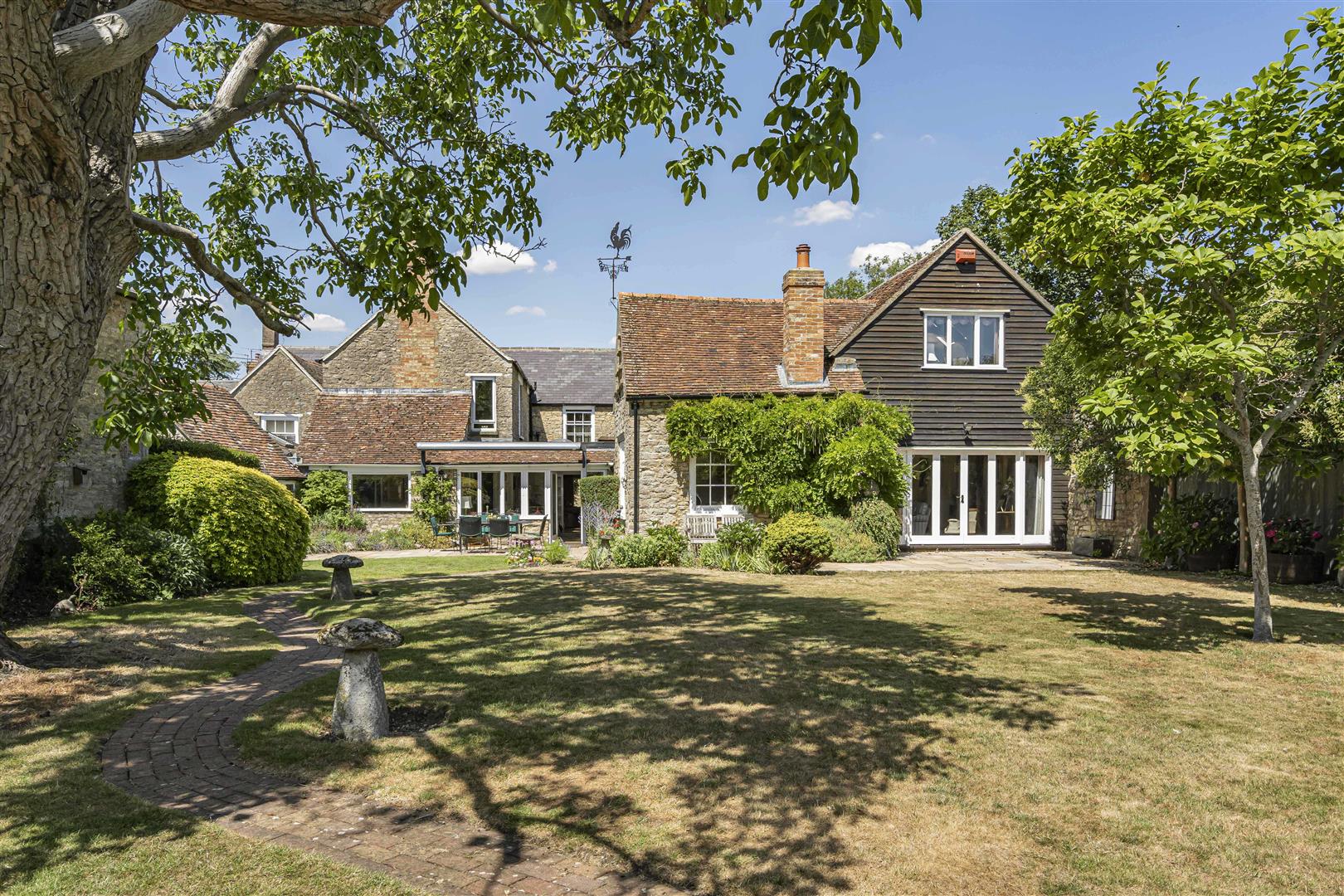 House: for sale in Ambrosden