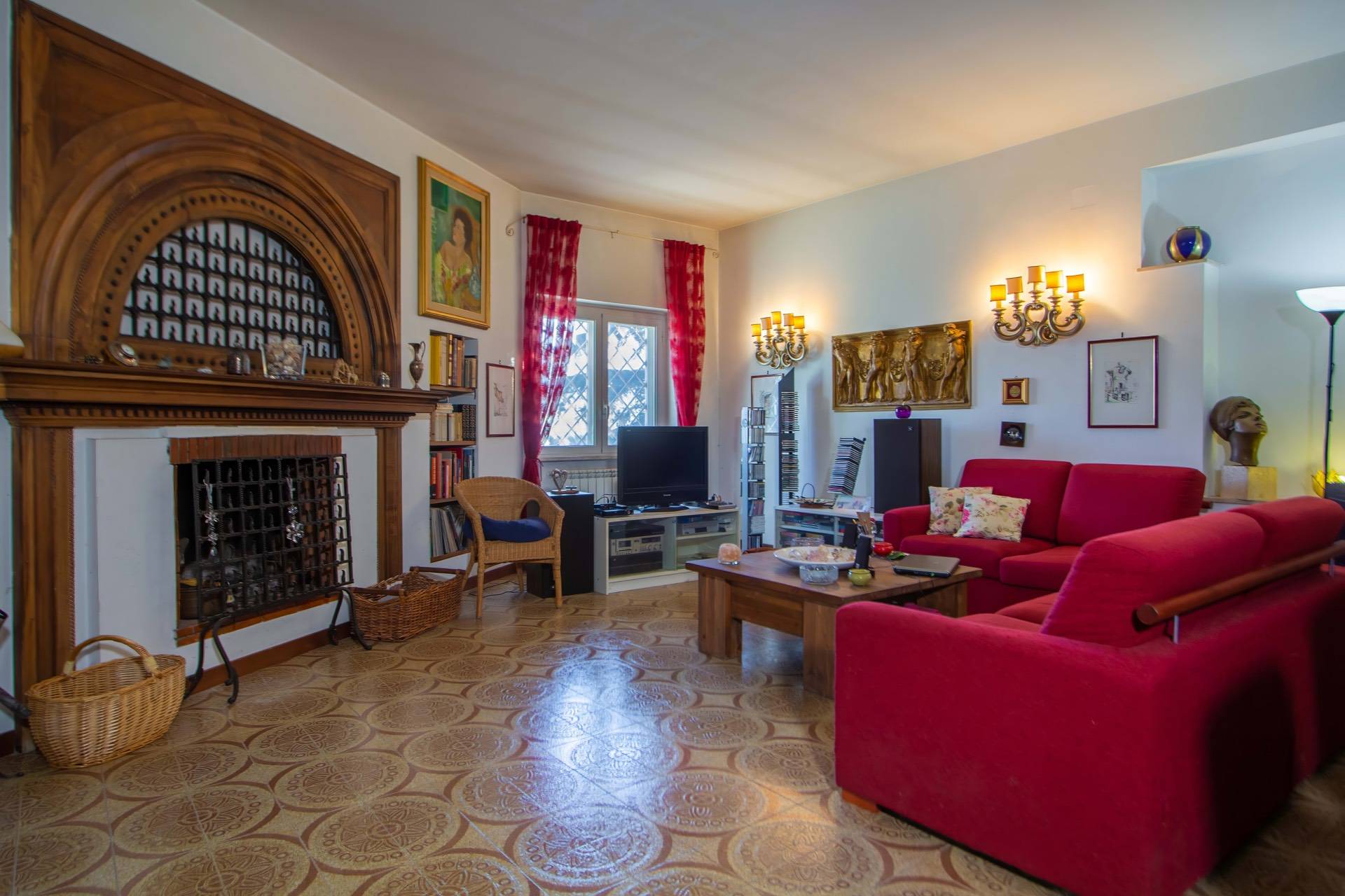Home for sale, Viale Parigi (Riano, Lazio, Italy)