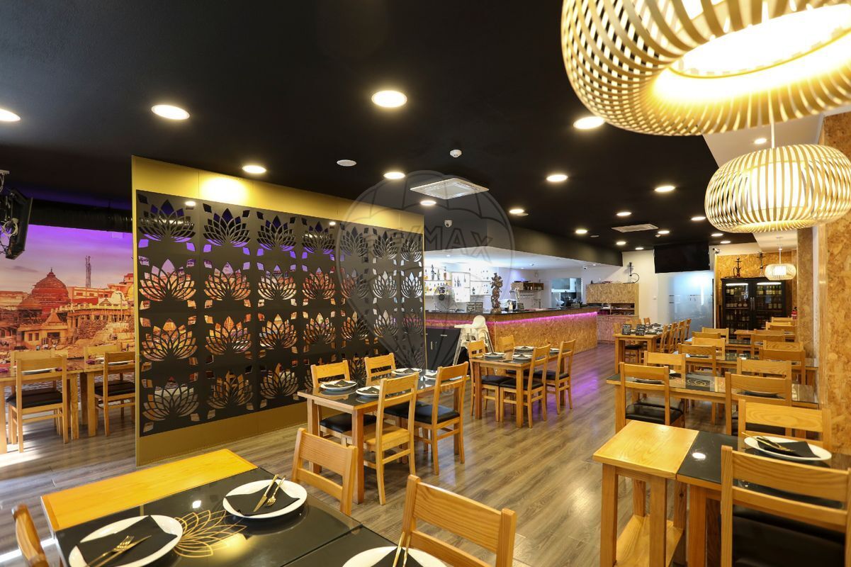 Commercial for sale in Odivelas, Portugal