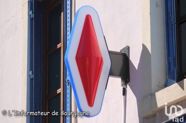 Building for sale in Avignon, France