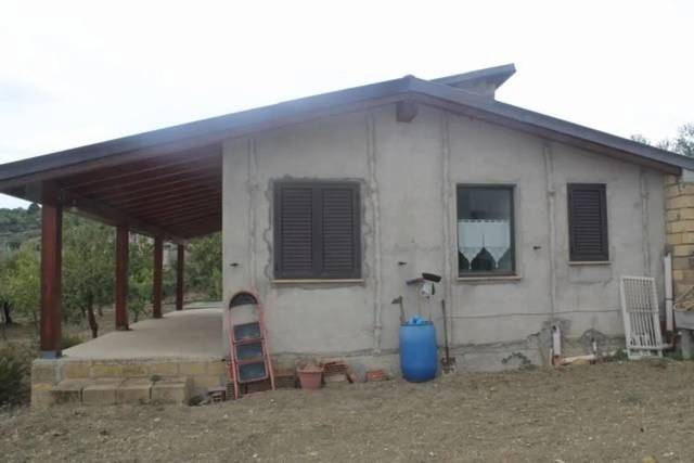 Home for sale, Contrada Canalaro (Cianciana, Italy)