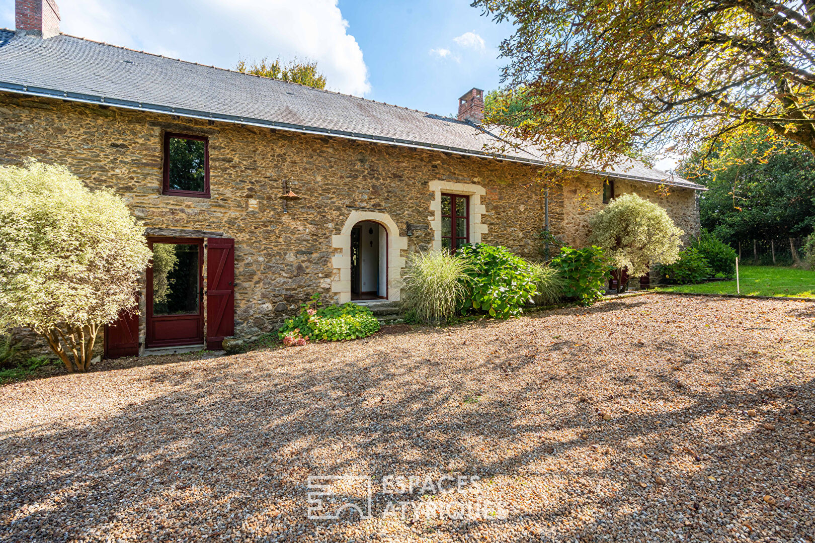 Family farmhouse and ready to live in - Orvault bourg