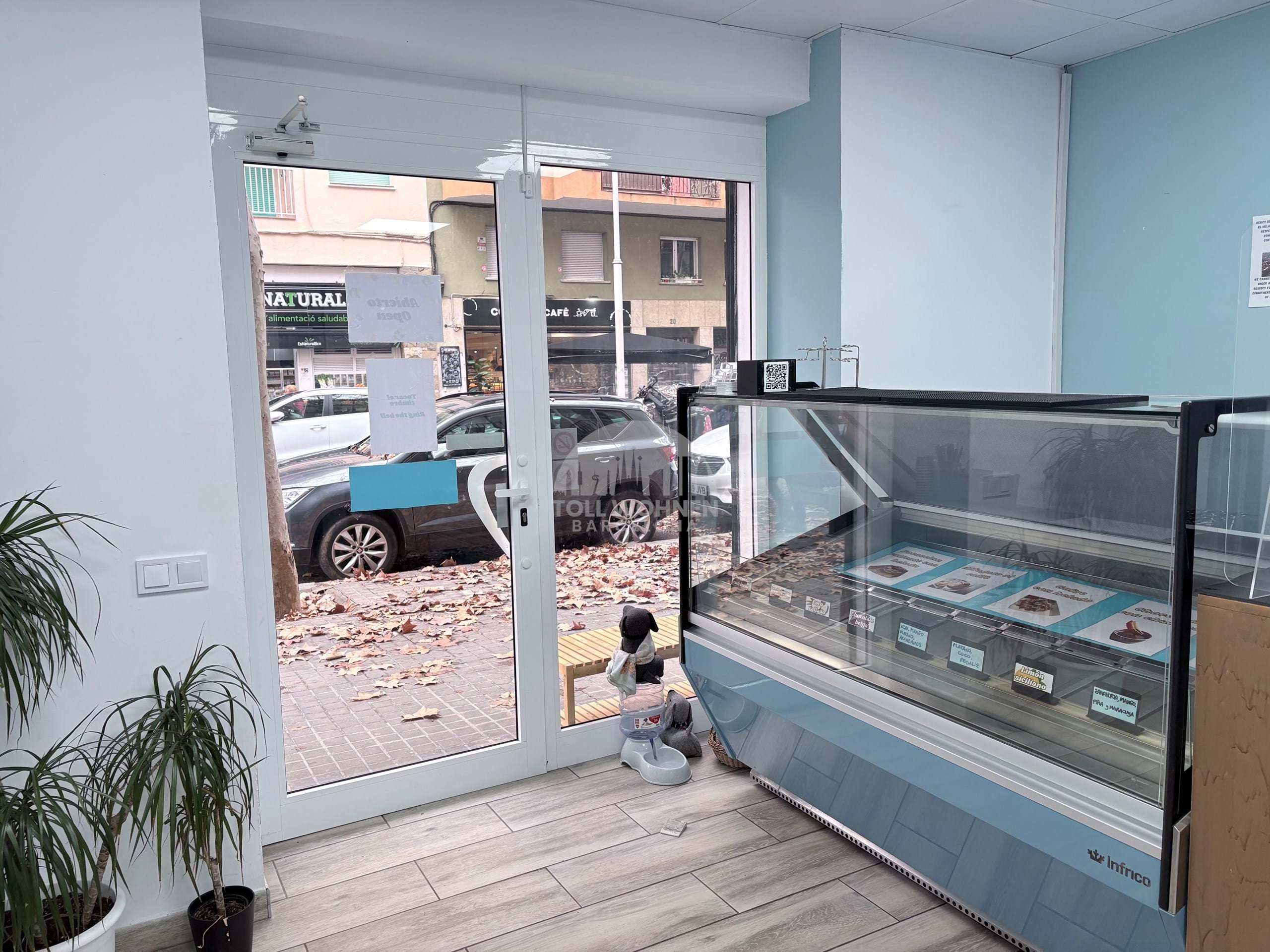 Commercial premises for sale in Calle de Llull