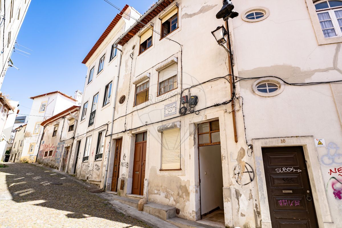 Building for sale in Coimbra